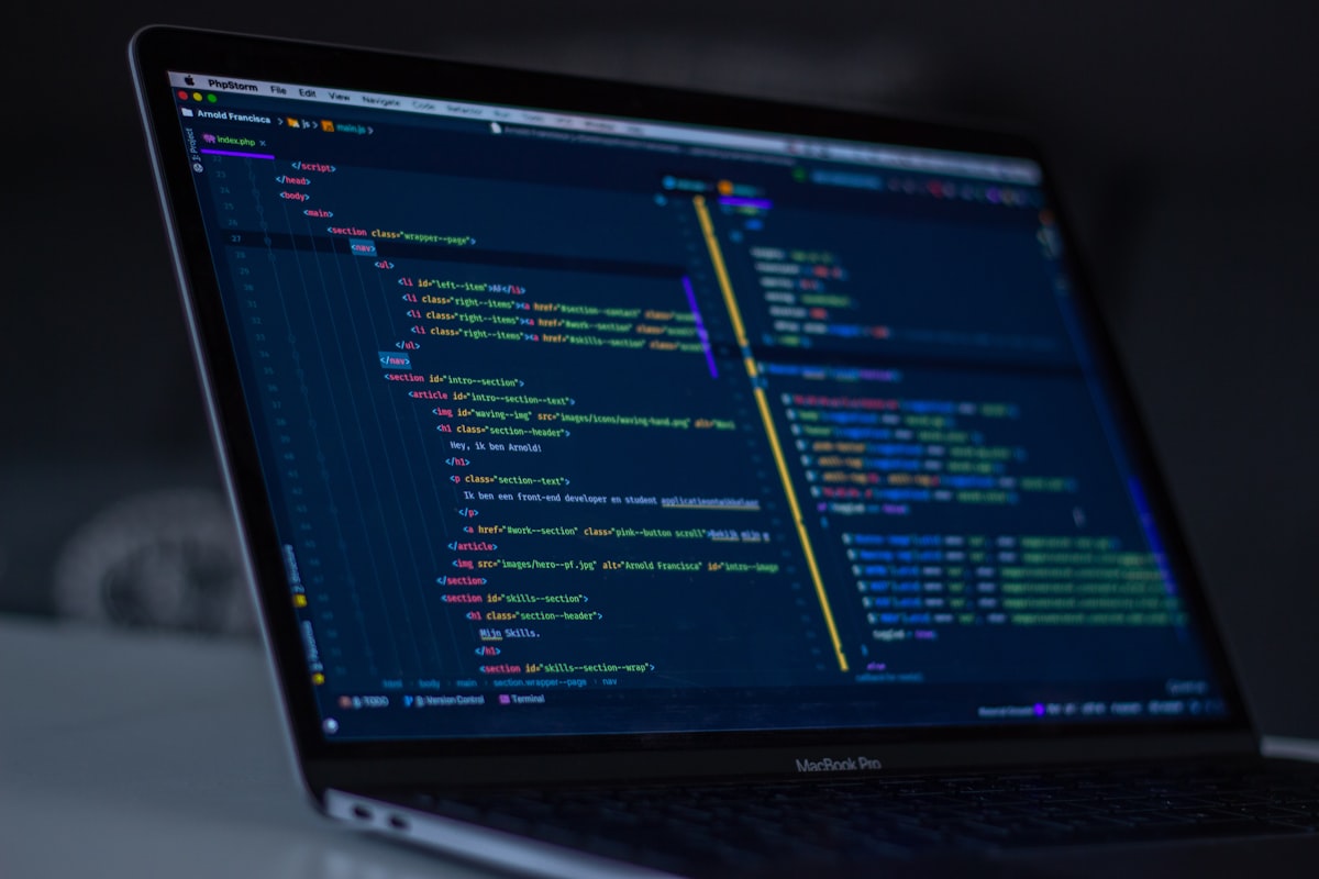 コードが表示された開発画面